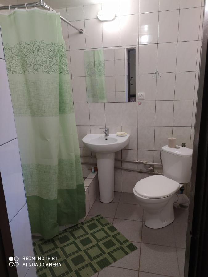 Small Guest House Lazurne Exterior foto