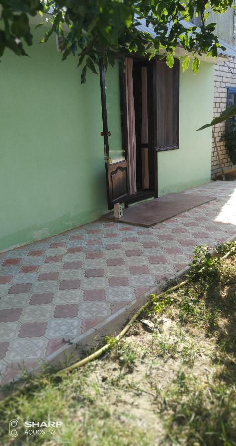Small Guest House Lazurne Exterior foto